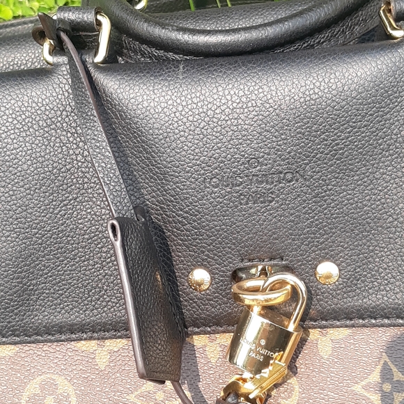 Louis Vuitton handbAg purse - Picture 7 of 11